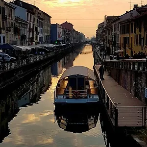 The Boheme Vintage Junior ---- Cozy & Quiet & Comfortable With Private Bathroom & Fully Equipped Kitchenette & Cozy Balcony - Lift To 4th Floor - Metro' -green Subway Porta Genova Aparthotel Milan
