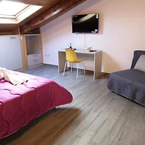 Cuore Partenopeo Bed & Breakfast Naples
